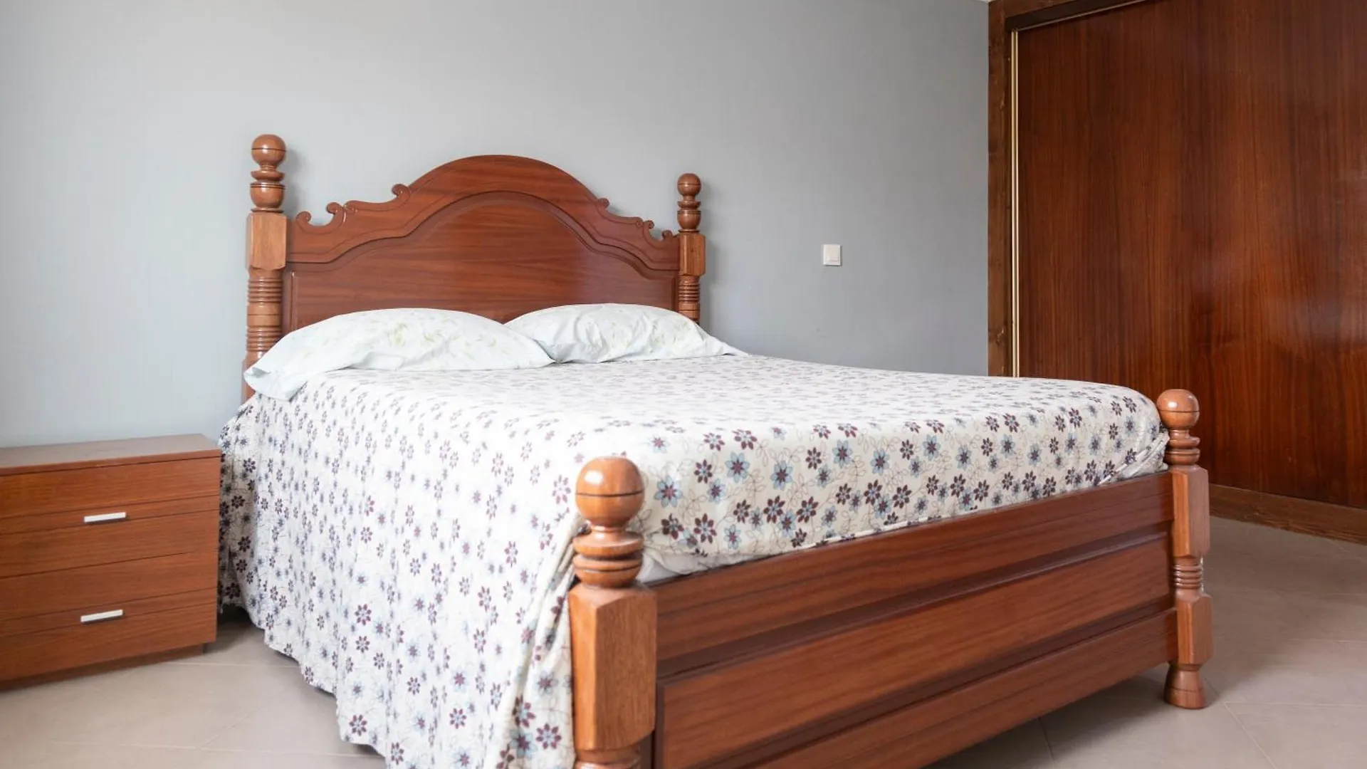 City Center Gem: 2-Bdr Apt In Palmarejo - Lcgr Praia Zöld-foki-szigetek