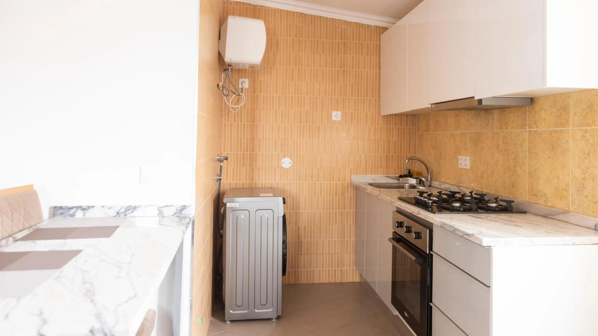 Apartman City Center Gem: 2-Bdr Apt In Palmarejo - Lcgr Praia