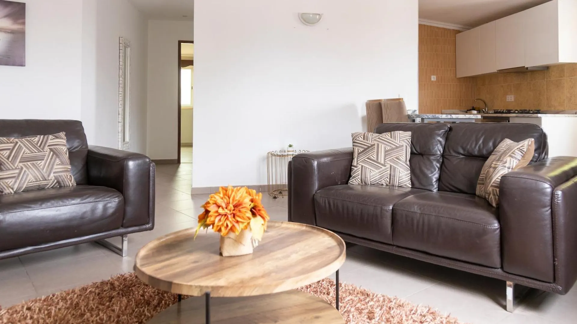 Apartman City Center Gem: 2-Bdr Apt In Palmarejo - Lcgr Praia